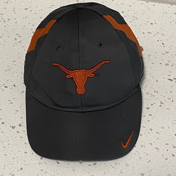 NWOT Nike Youth Texas Longhorn's Ball Cap - Picture 1 of 6